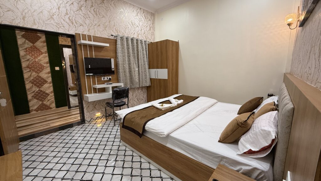 Best Hotel in Dharamjaigarh